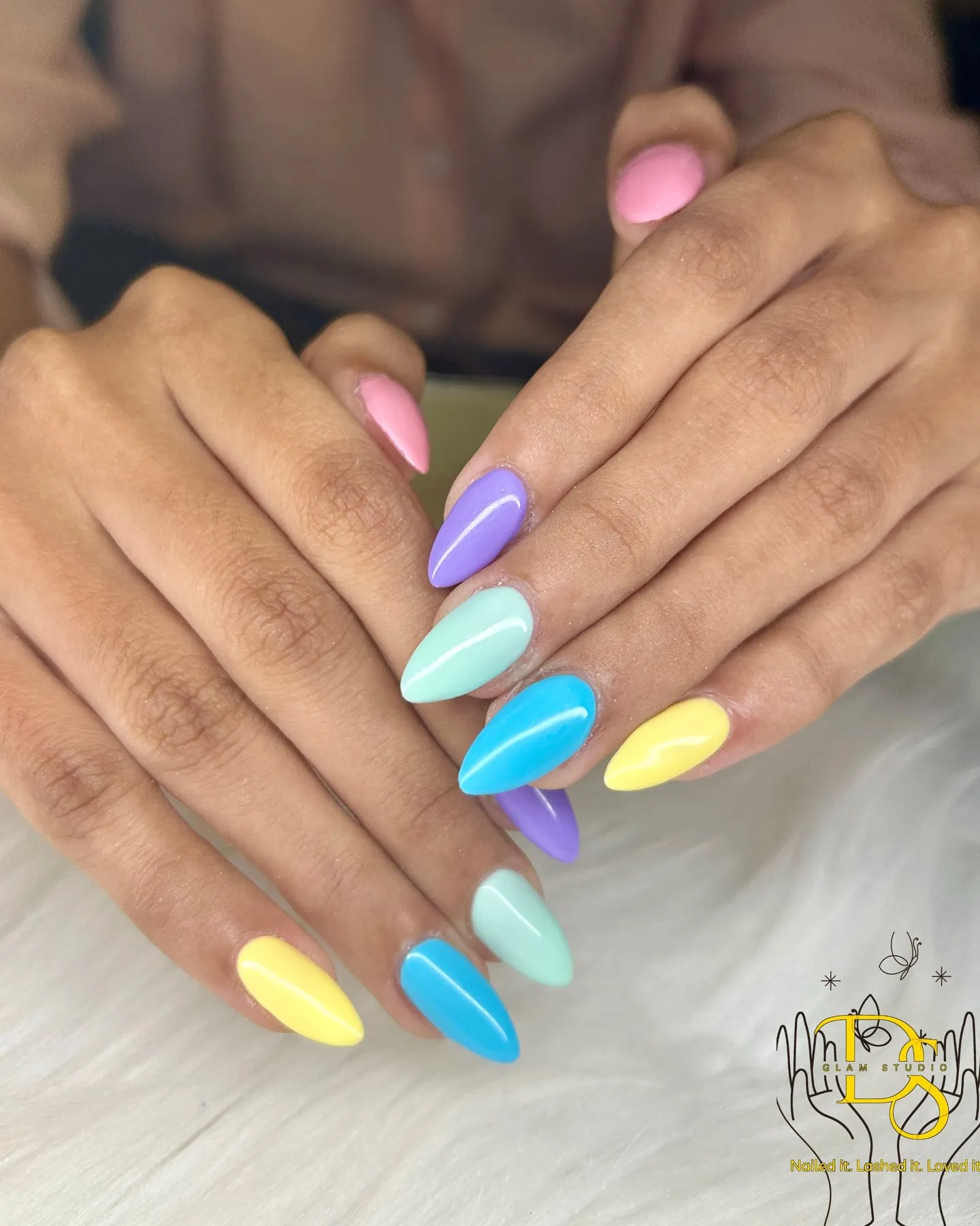 Pastel rainbow nails